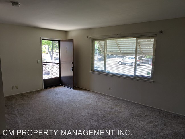 Building Photo - 218 Avery Ln