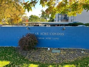 Building Photo - 2555 Clear Acre Ln