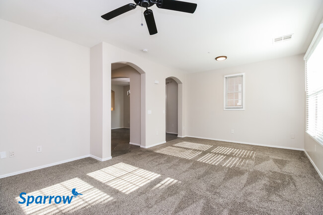 Foto del edificio - 1686 E BRIDGEPORT Parkway
