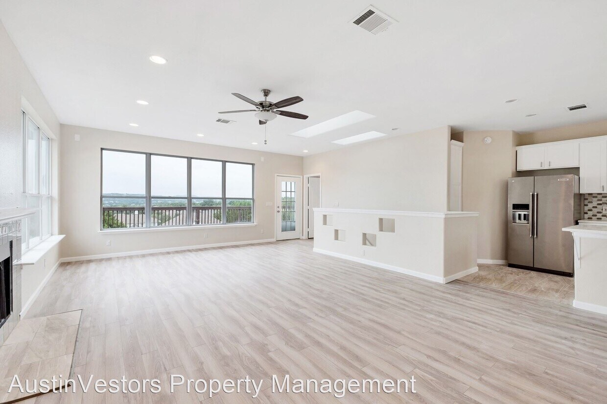 Foto principal - 3 br, 2 bath House - 340 Southwind Rd