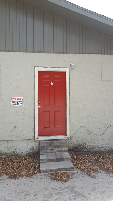 Primary Photo - 801 Kraft Ave