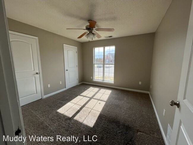 Foto del edificio - 3 br, 2 bath House - 3748 Iron Horse
