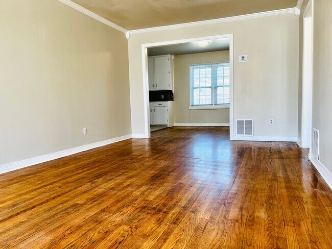 Foto del edificio - Updated 2BD 1BA Home in NW OKC!!!