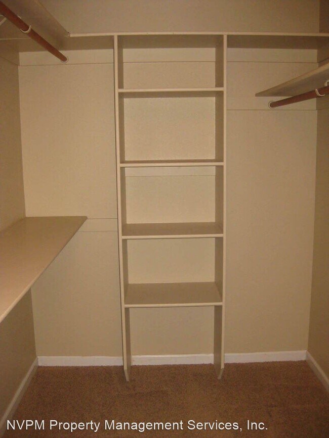 Building Photo - 3 br, 2 bath House - 1566 Arch Way