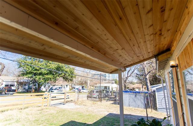 Building Photo - 5625 Arlington Park Dr
