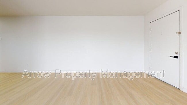 Building Photo - 201 E Arbor Ave