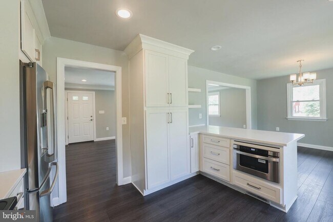 Foto del edificio - 21441 Potomac View Rd