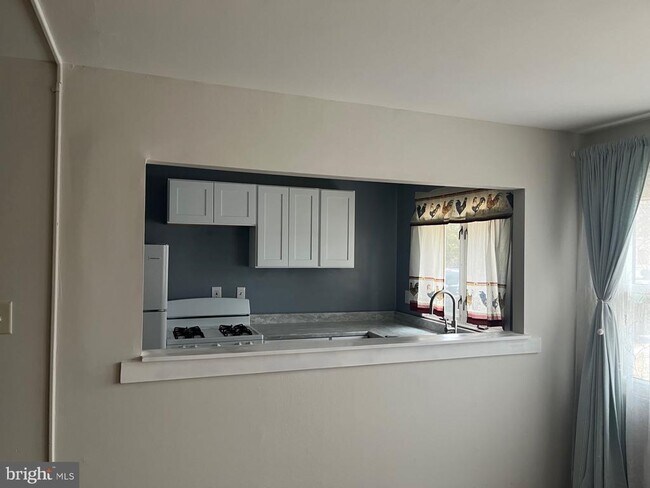 Foto del edificio - 1839 Powell St