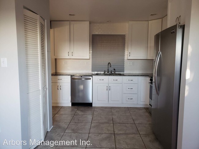 Foto del edificio - 2 br, 1.5 bath House - 2059 Swallow Hill Road