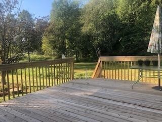 Foto del edificio - 11 Menefee Rd