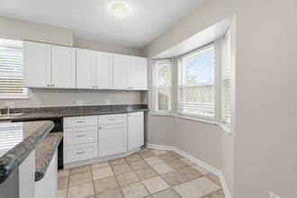 Building Photo - 3214 White Sail