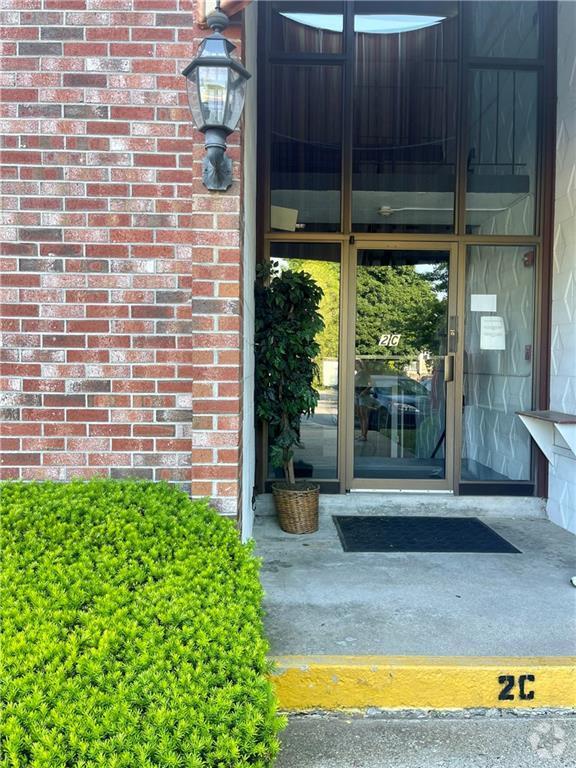 Waterview Condominiums Apartments under 2,000 Warren, RI 1 Rentals