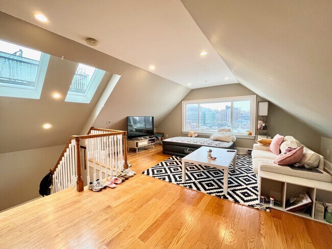 Foto del edificio - 180 Hillside St