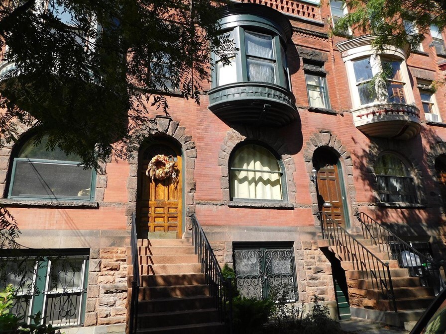 Primary Photo - 41 S Lake Ave