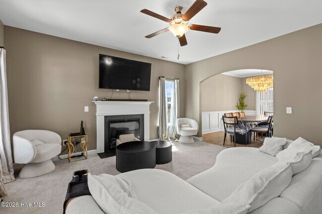 Foto del edificio - 709 W Warner Ct