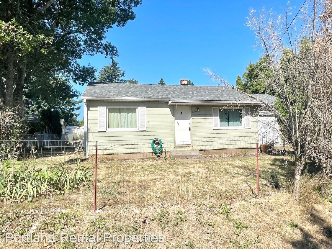 Foto principal - 2 br, 1 bath House - 5307 SE 108th Ave.