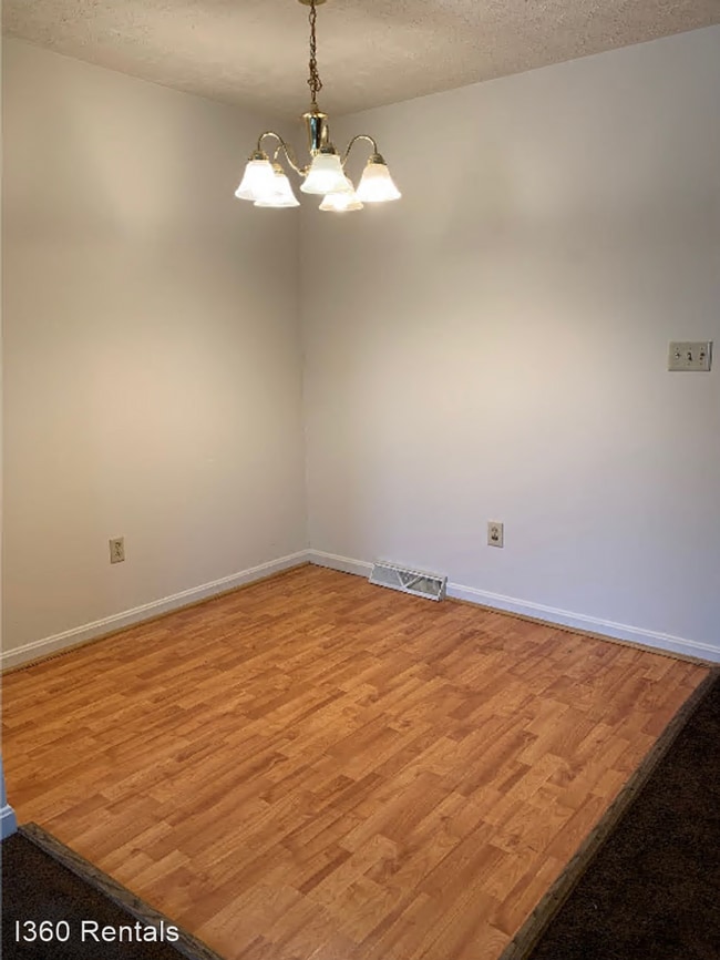 Building Photo - 3 br, 2 bath House - 82 Nottingham Dr