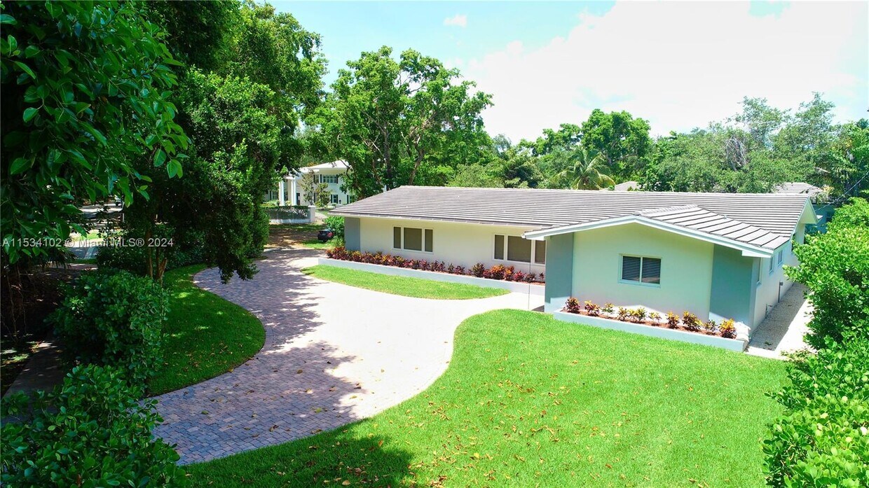 Primary Photo - 7450 Old Cutler Rd
