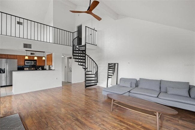 Foto del edificio - 3127 W Sligh Ave