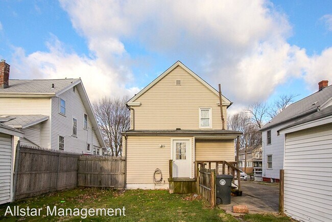 Building Photo - 2 br, 1.5 bath House - 867 Kling Street