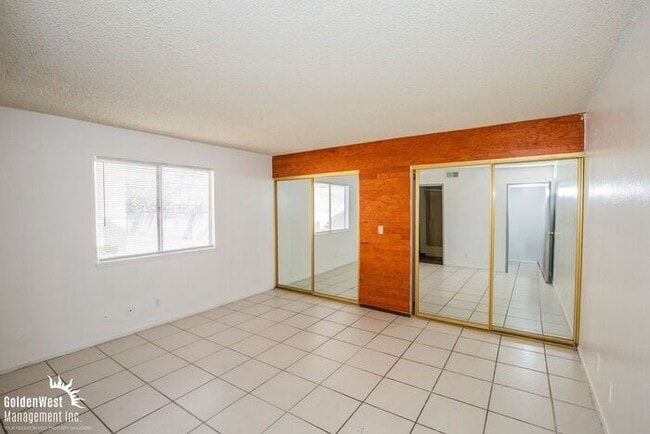 Building Photo - Cozy 2Bdm 2Ba Apartment near UNLV!
