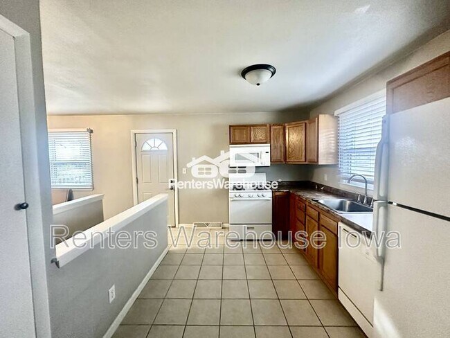 Foto del edificio - 4120 SE 15th Ct