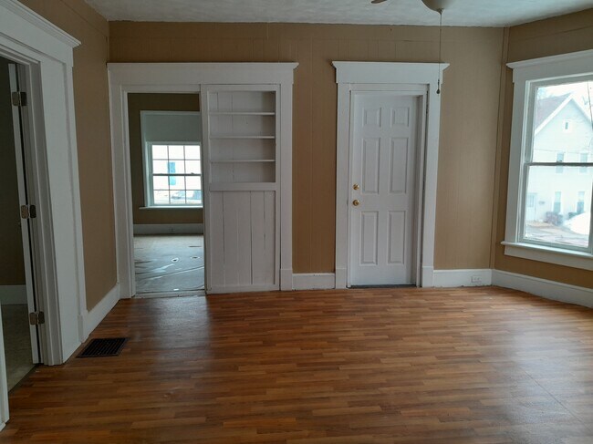 Building Photo - 49 Montgomery St