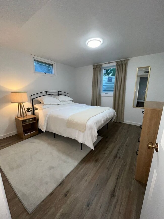 Building Photo - 2153 Fair Park Dr