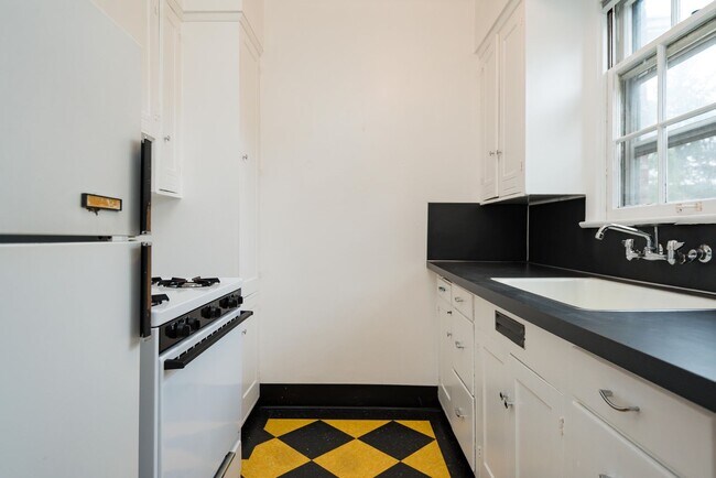 Building Photo - Your Comfort Our Priority.  Now Featuring a 1 Bedroom Beauty