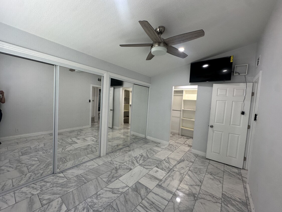 Photo - 9622 Stonybrook Dr (Anaheim, CA)