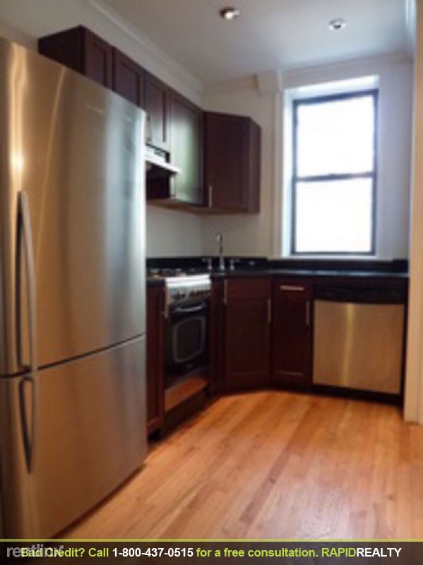 Primary Photo - 449 16th St