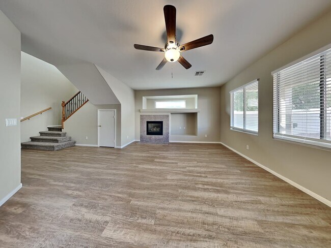 Foto del edificio - 530 Seneca Ridge Ave