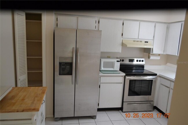 Building Photo - 11715 Wesson Cir E