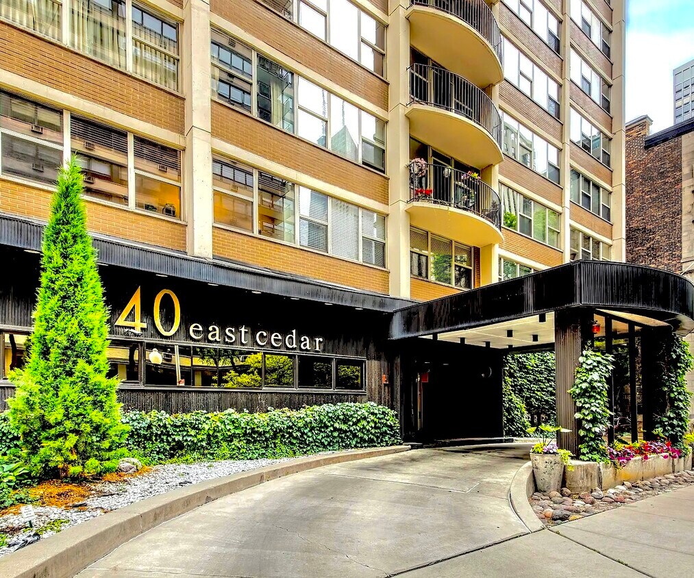 Foto principal - 40 E Cedar St