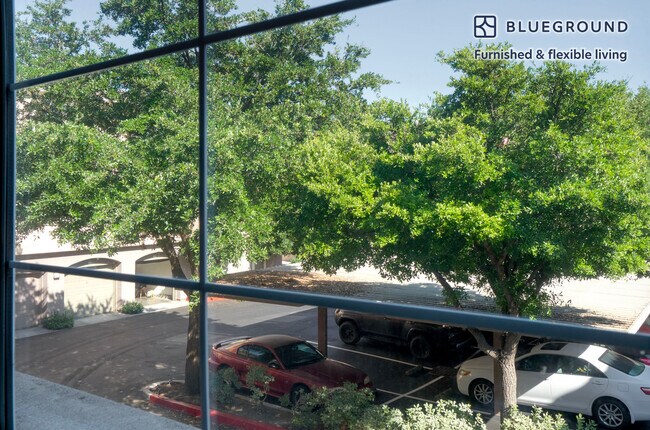 Foto del edificio - 3130 Rubino Dr