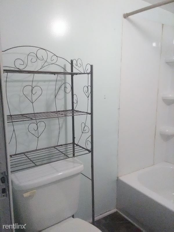 Foto del edificio - 1 br, 1 bath Apartment - 1020. 5 Bedford Ave