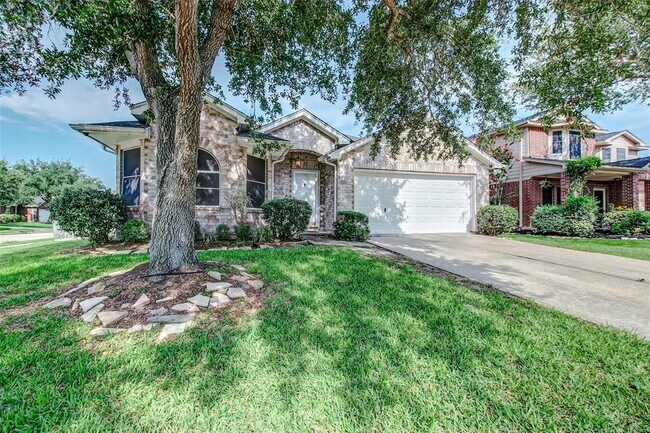 Building Photo - 3508 Stonegate Cir