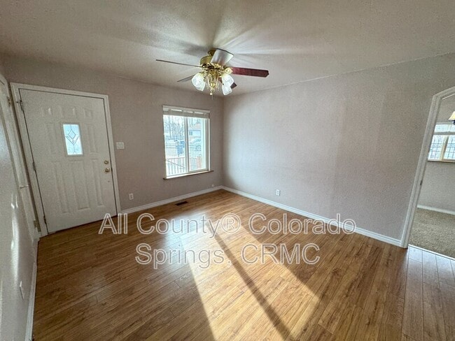 Foto del edificio - 27 Hopi St