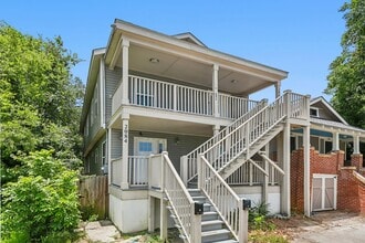 Building Photo - 2084-2086 N Rocheblave St