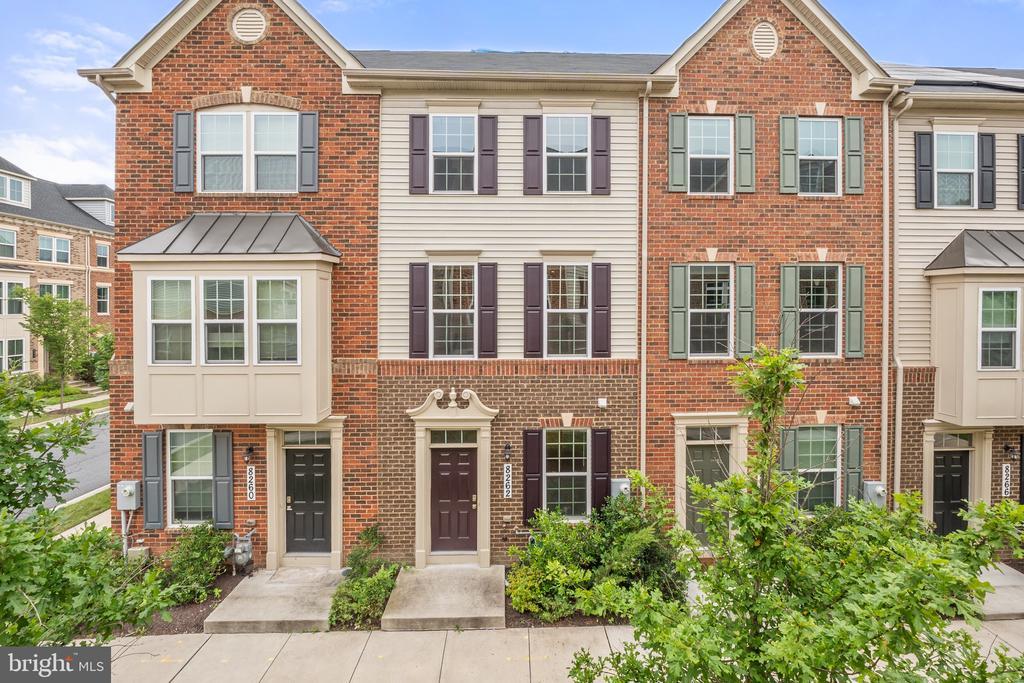 Foto principal - 8262 Miner St