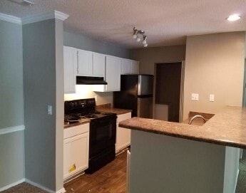 Building Photo - 435 Caledon Ct