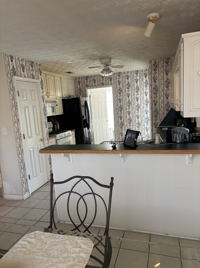 Building Photo - 1460 Scenic Brook Trl SW