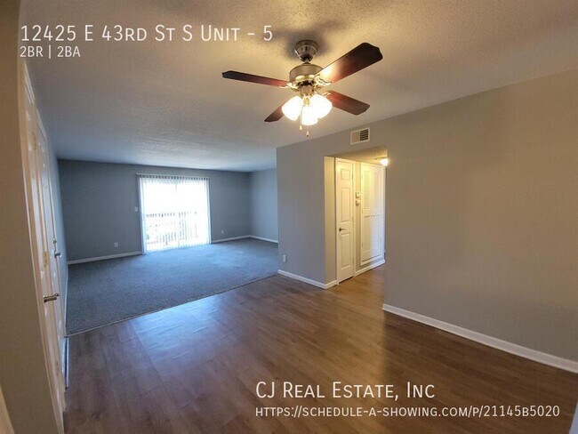 Building Photo - 12425 East 43rd St S