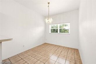 Building Photo - 10707 Pearl Bay Cir