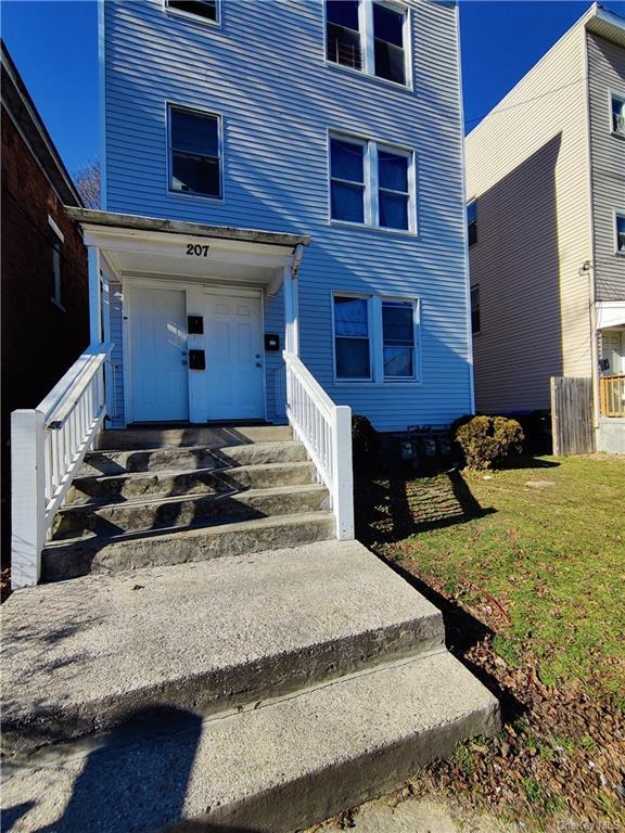 Primary Photo - 207 Winnikee Ave