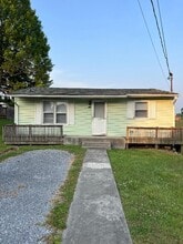 Building Photo - 407 Whitney St