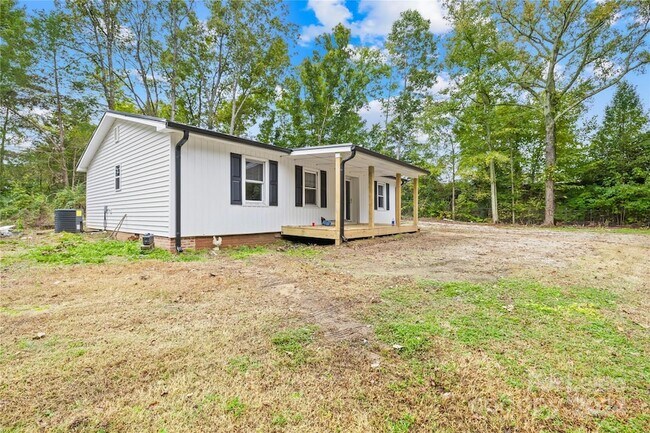Building Photo - 12400 Eastfield Rd