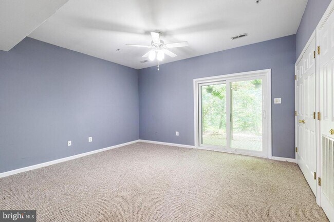Foto del edificio - 3bd 2.5bth home nestled in the sought-afte...