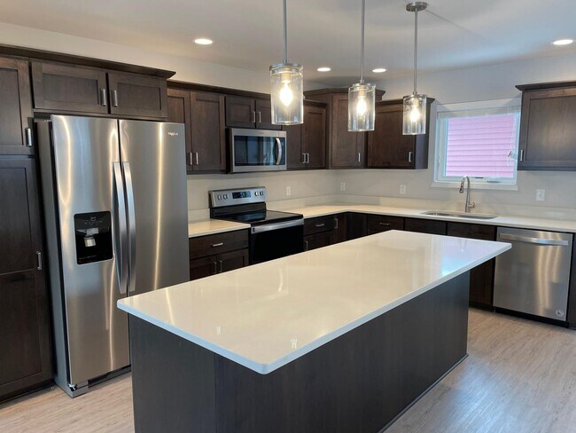 Foto del edificio - 612 Sugar Maple Ln