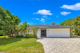 Building Photo - 5706 Guava Dr